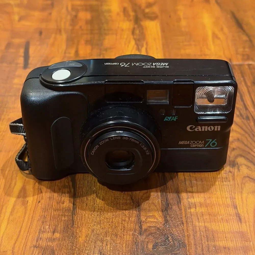 Canon Sure Shot Mega Zoom 76 Caption Point & Shoot 35mm Film Camera